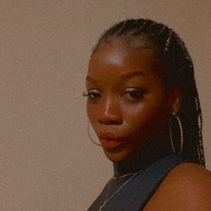 Meet your Posher, Lorine